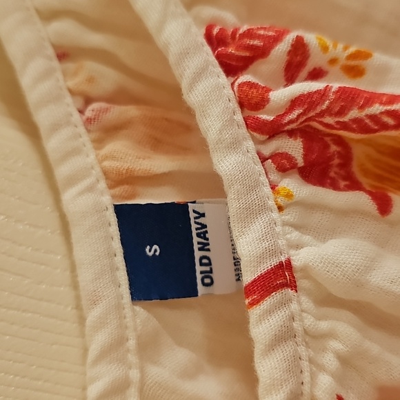 🧡🩷Old Navy Cream Floral Tie-Shoulder Camisole - S Or M - Picture 2 of 4